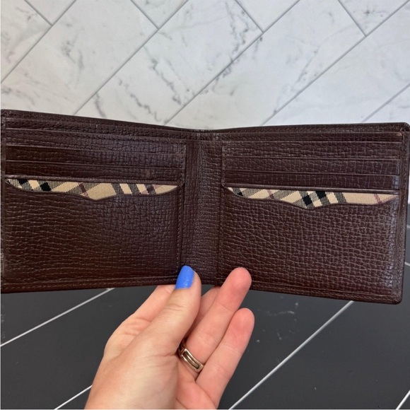 Burberry Bifold wallet VGUC EUC - Picture 3 of 9